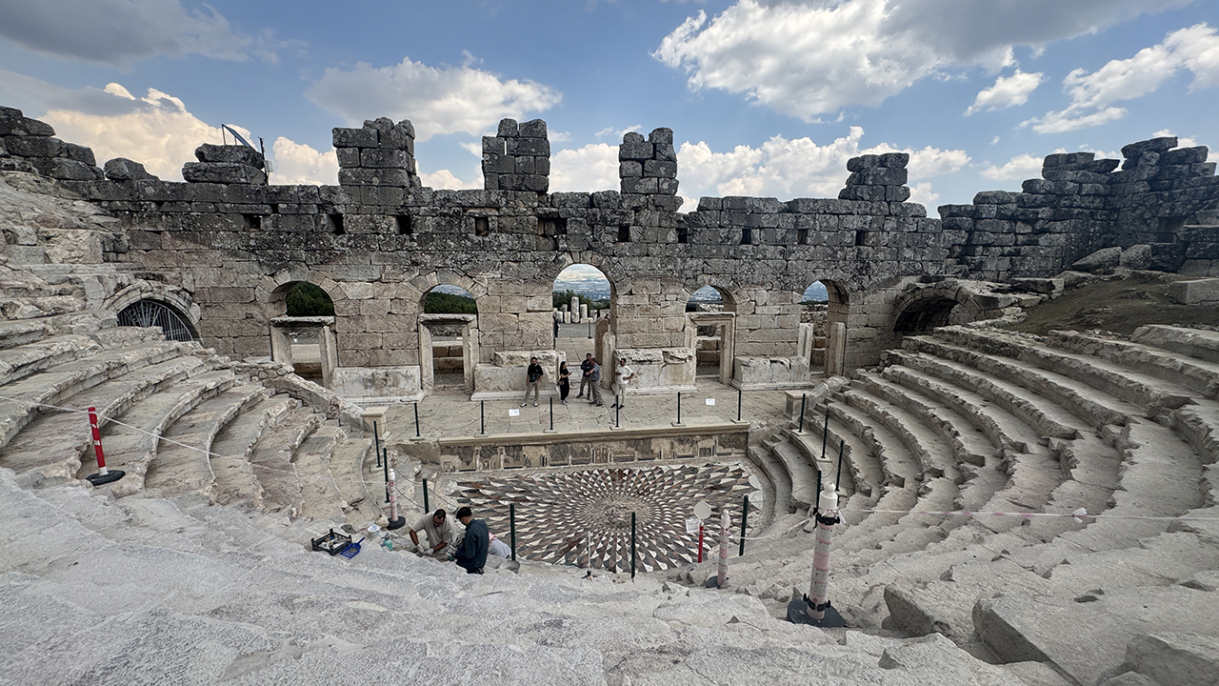 Teke yöresinin kültür başkenti, birçok doğal ve tarihi yapıyı barındırıyor 24