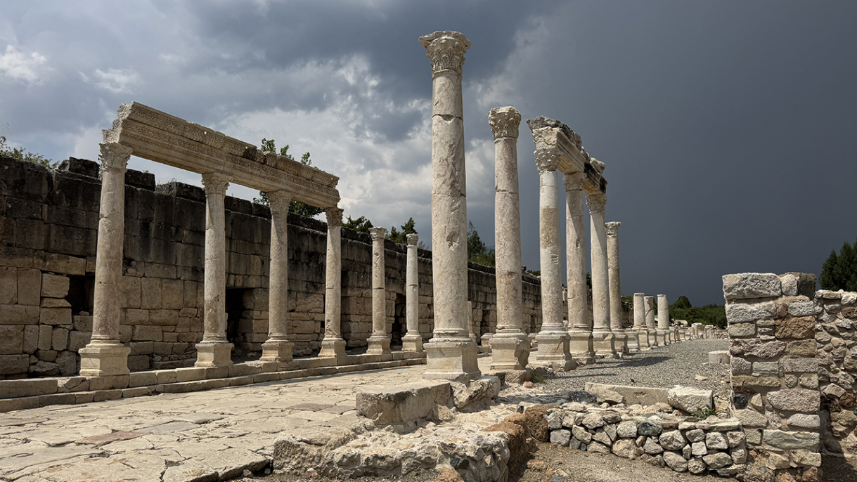 Teke yöresinin kültür başkenti, birçok doğal ve tarihi yapıyı barındırıyor 26