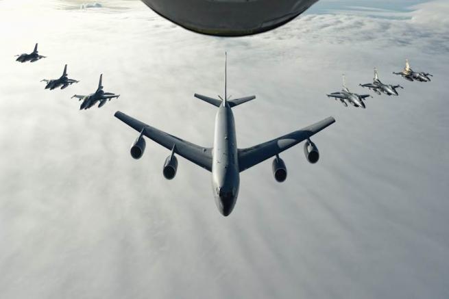 TSK, ayın fotoğraflarını yayınladı 9