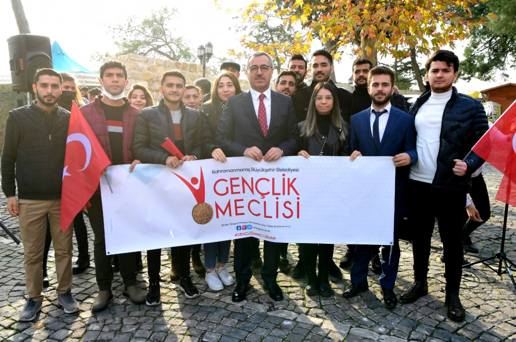 Bayrak Olayının 102'nci yılı 27