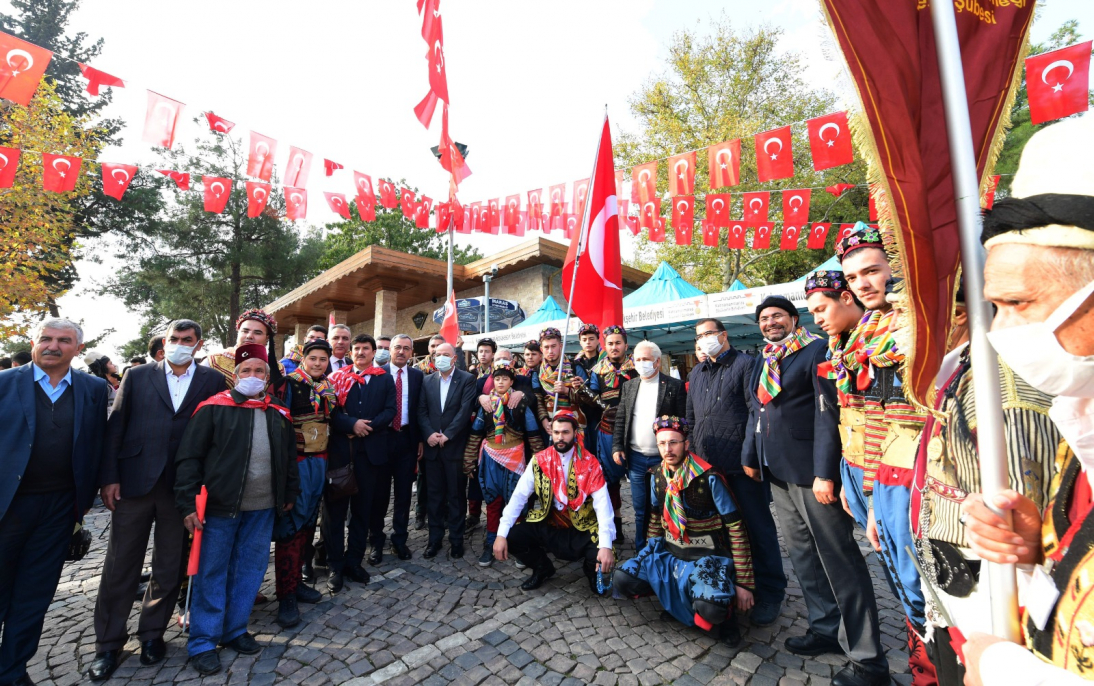Bayrak Olayının 102'nci yılı 28