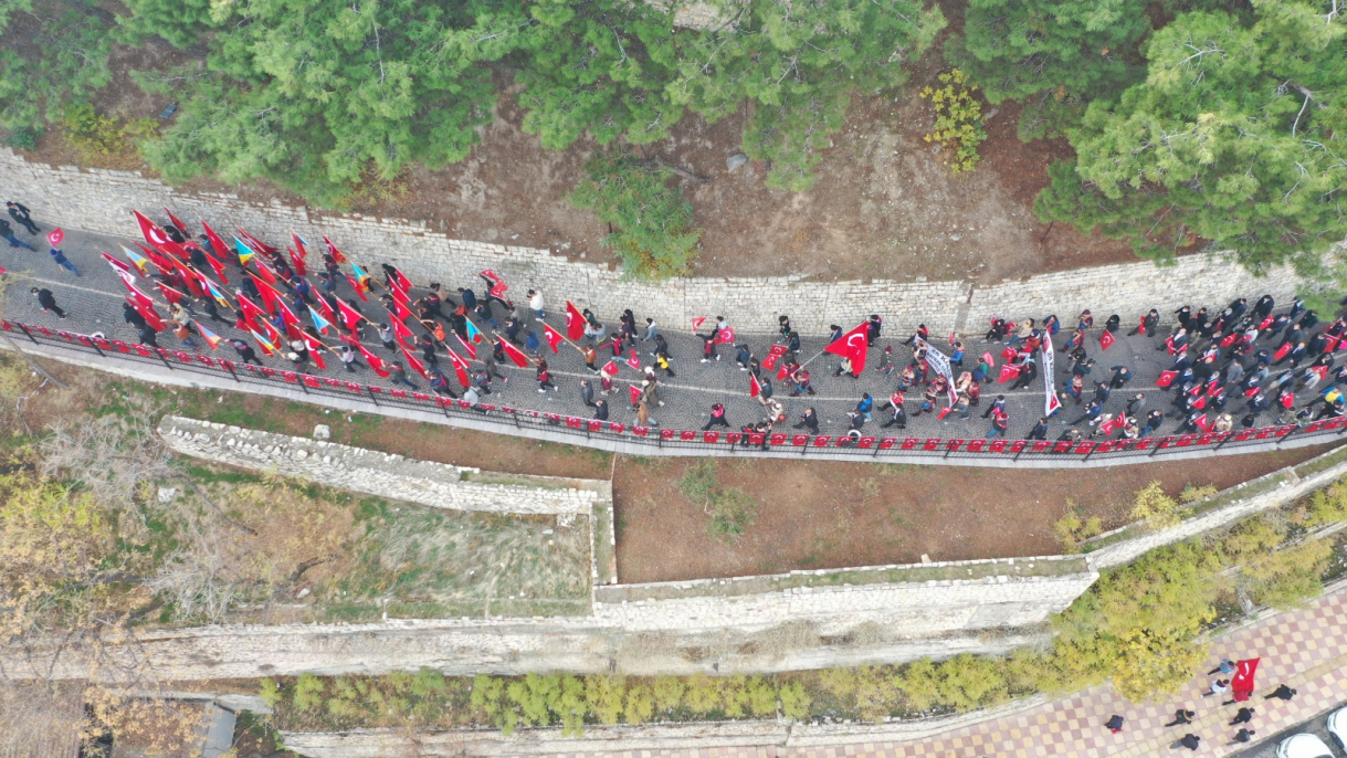 Bayrak Olayının 102'nci yılı 11