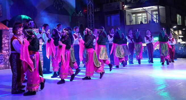 Kahramanmaraş’ta temsili gösterilere yoğun ilgi! 17