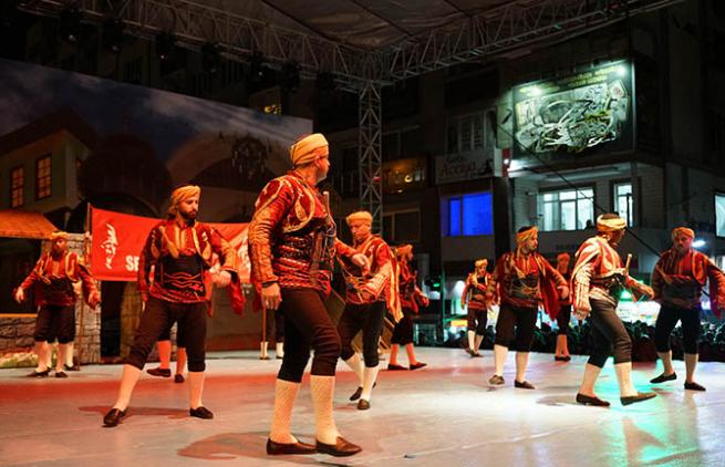 Kahramanmaraş’ta temsili gösterilere yoğun ilgi! 29
