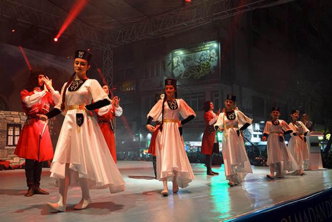 Kahramanmaraş’ta temsili gösterilere yoğun ilgi! 32