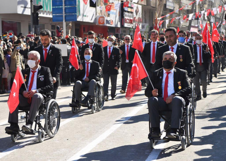 12 Şubat geçit töreni 25