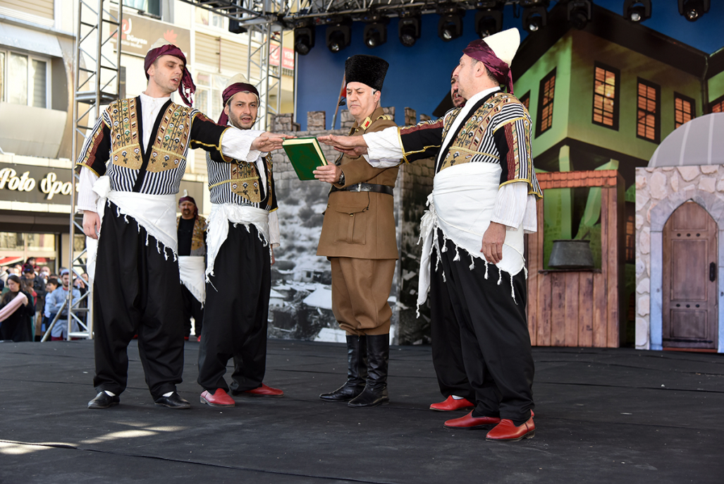 12 Şubat geçit töreni 15