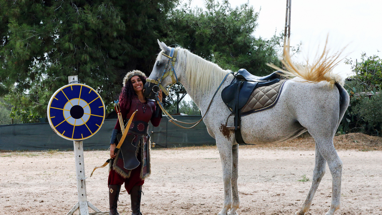 Atlı okçuluk tutkunu Gamze İdigük, ilk hedefine ulaşmak için çalışıyor 3