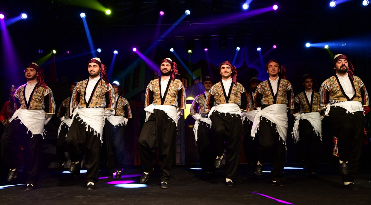 Kıraç konseri ve Tiyatro gösterisi 15