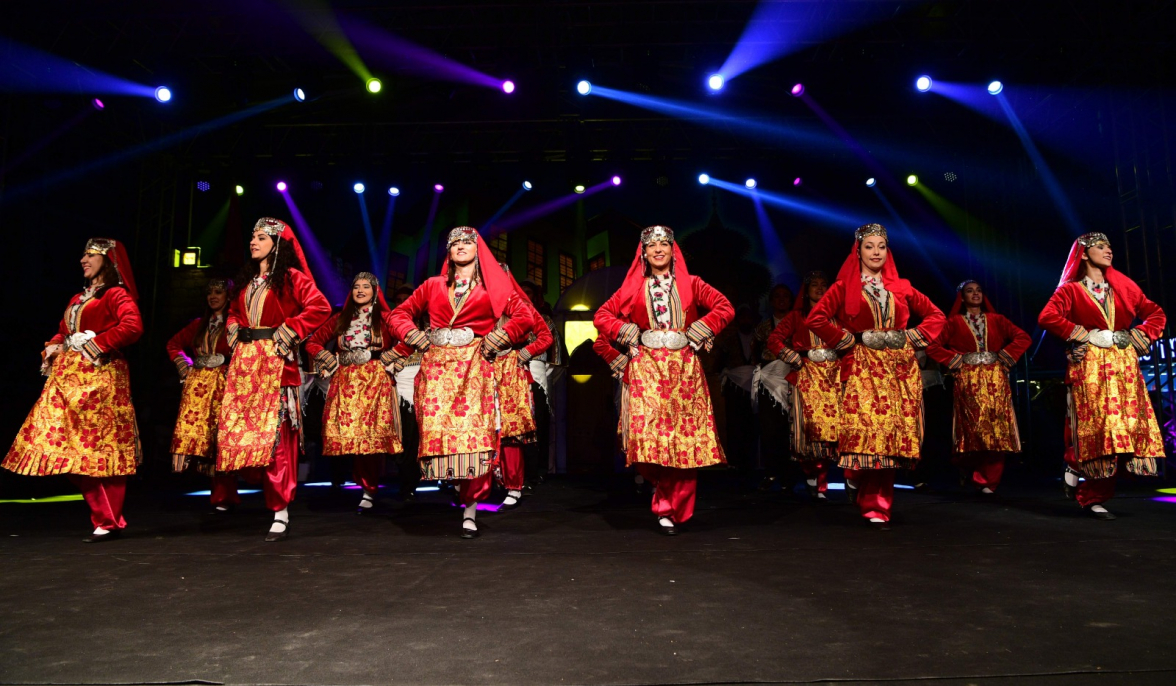 Kıraç konseri ve Tiyatro gösterisi 16