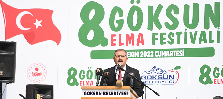 8. Geleneksel Elma Festivali renkli anlara sahne oldu